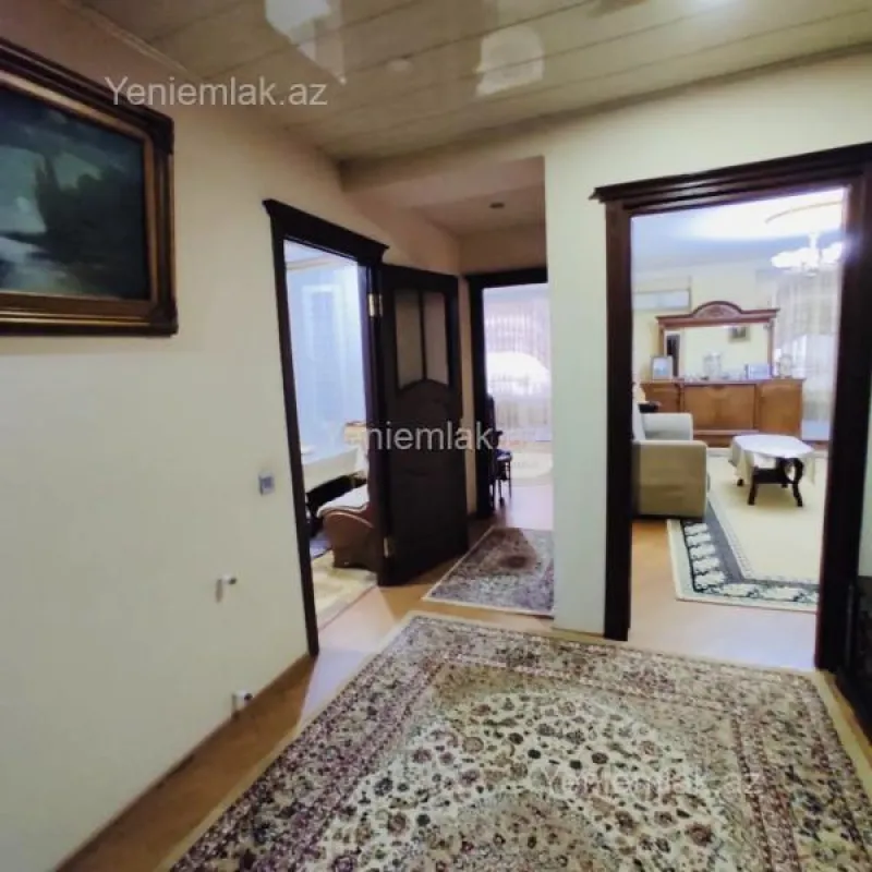 Satılır 2 otaqlı yeni tikili 82 m²