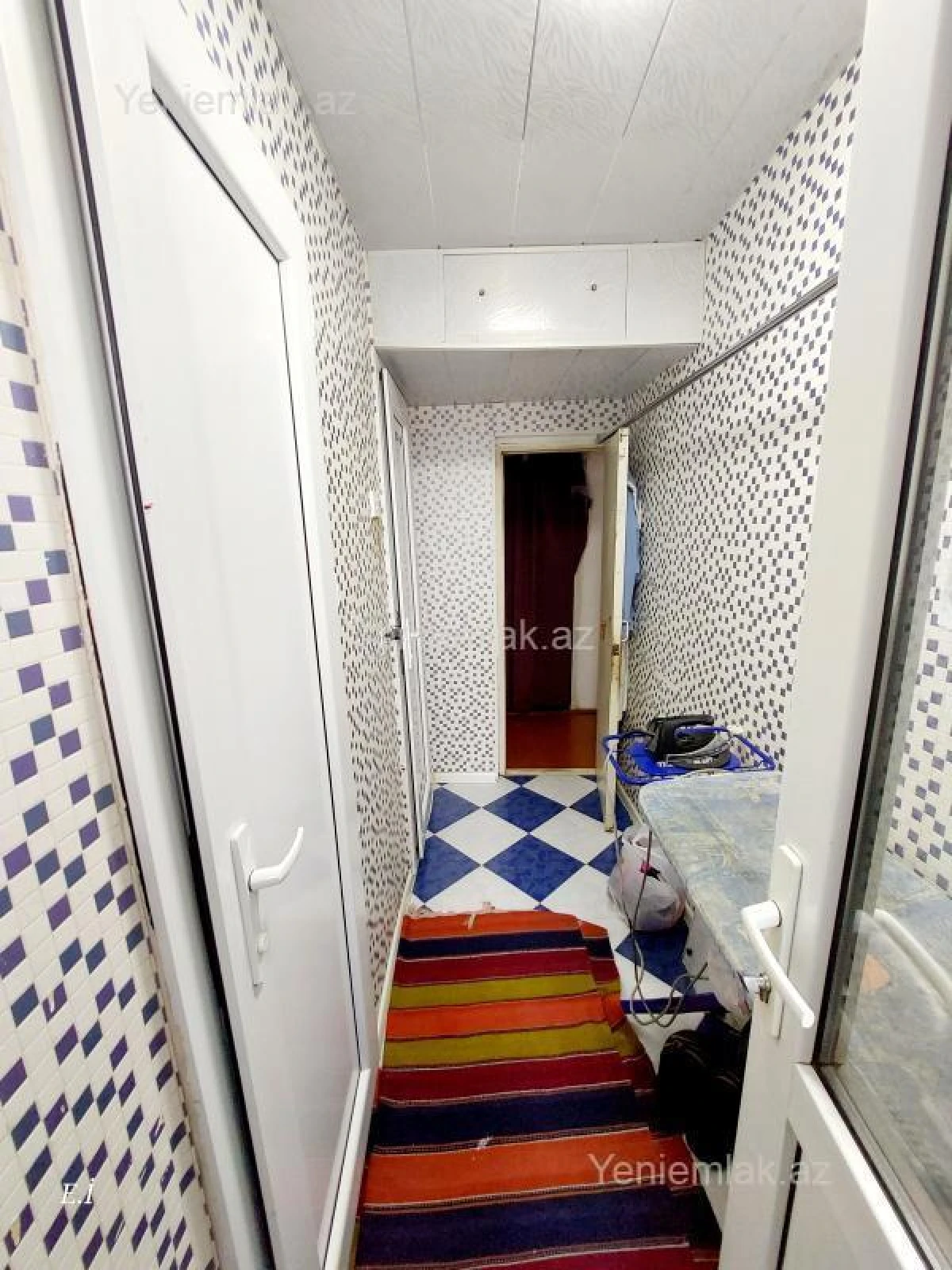 Satılır 3 otaqlı köhnə tikili 68 m²