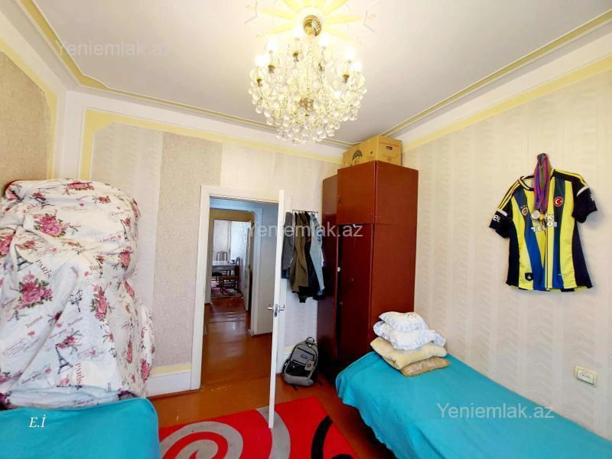 Satılır 3 otaqlı köhnə tikili 68 m²