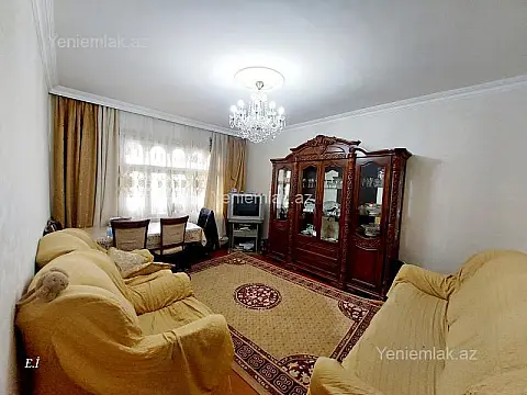 Satılır 3 otaqlı köhnə tikili 68 m² — Sumqayıt, 7-ci mikrorayon 3 otaq 68.00 m²