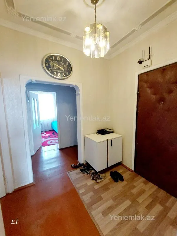 Satılır 3 otaqlı köhnə tikili 68 m²
