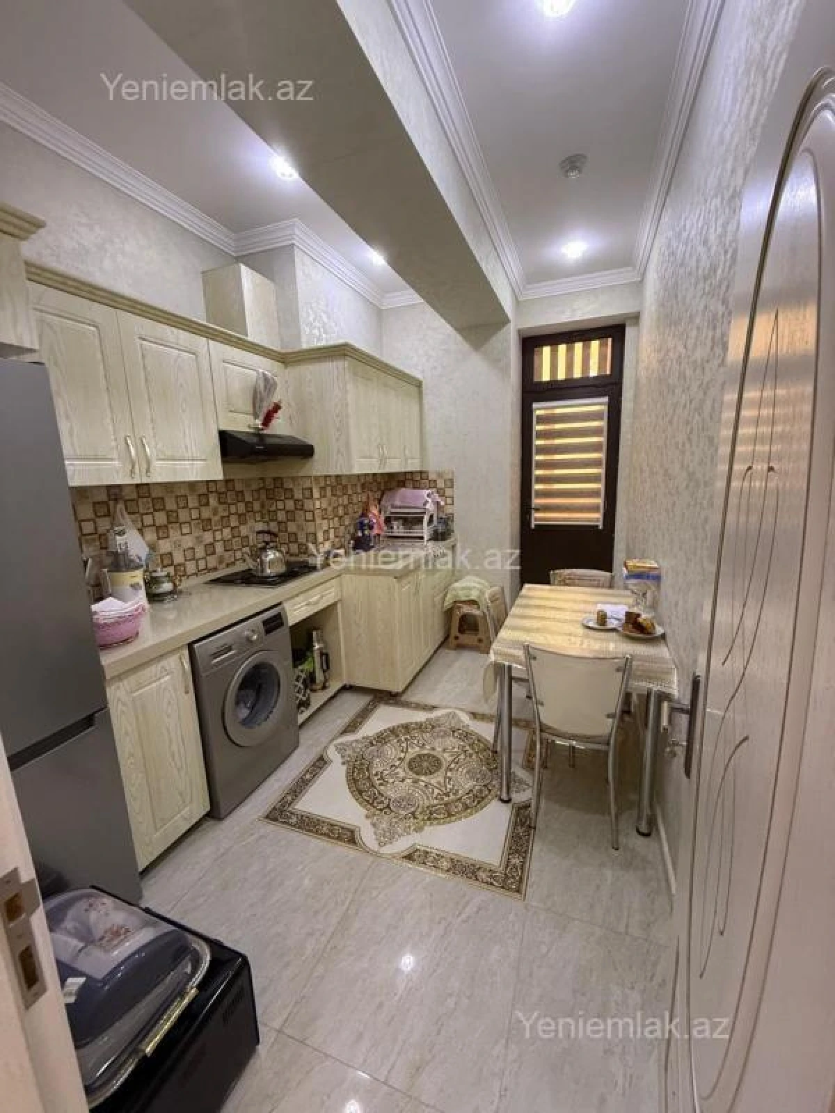 Satılır 2 otaqlı yeni tikili 73 m²
