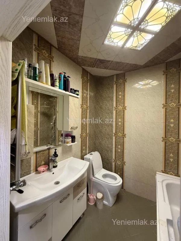 Satılır 2 otaqlı yeni tikili 73 m²