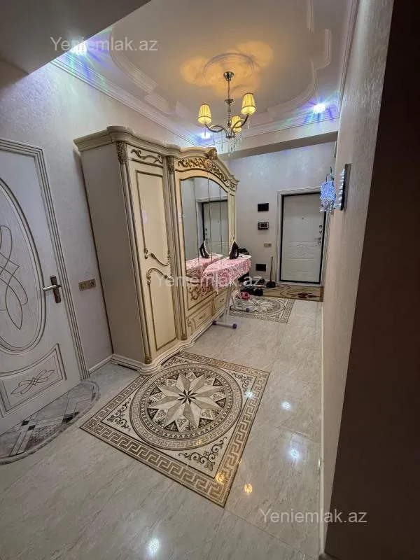 Satılır 2 otaqlı yeni tikili 73 m²