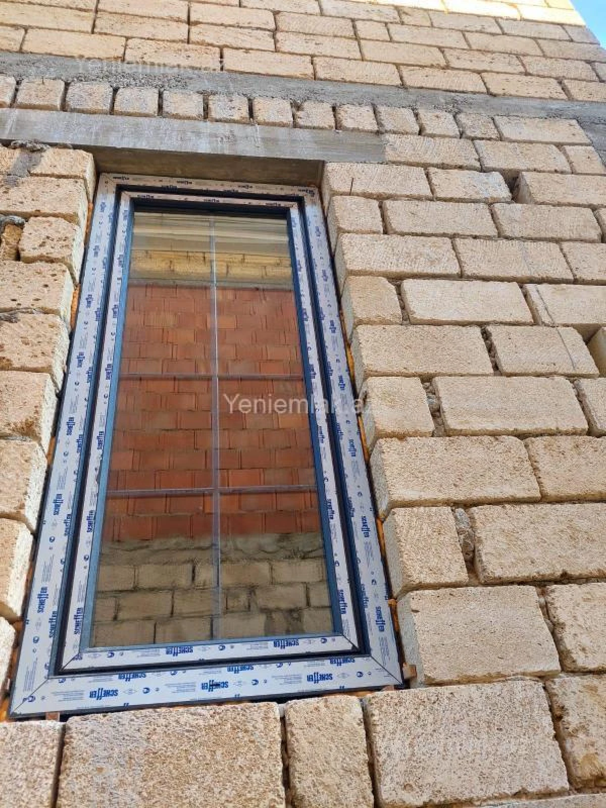 Satılır 5 otaqlı həyət evi 220 m²