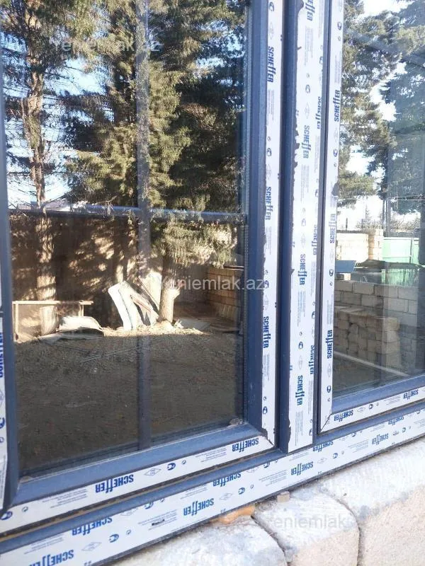 Satılır 5 otaqlı həyət evi 220 m²