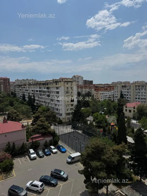 Satılır 3 otaqlı köhnə tikili 80 m²