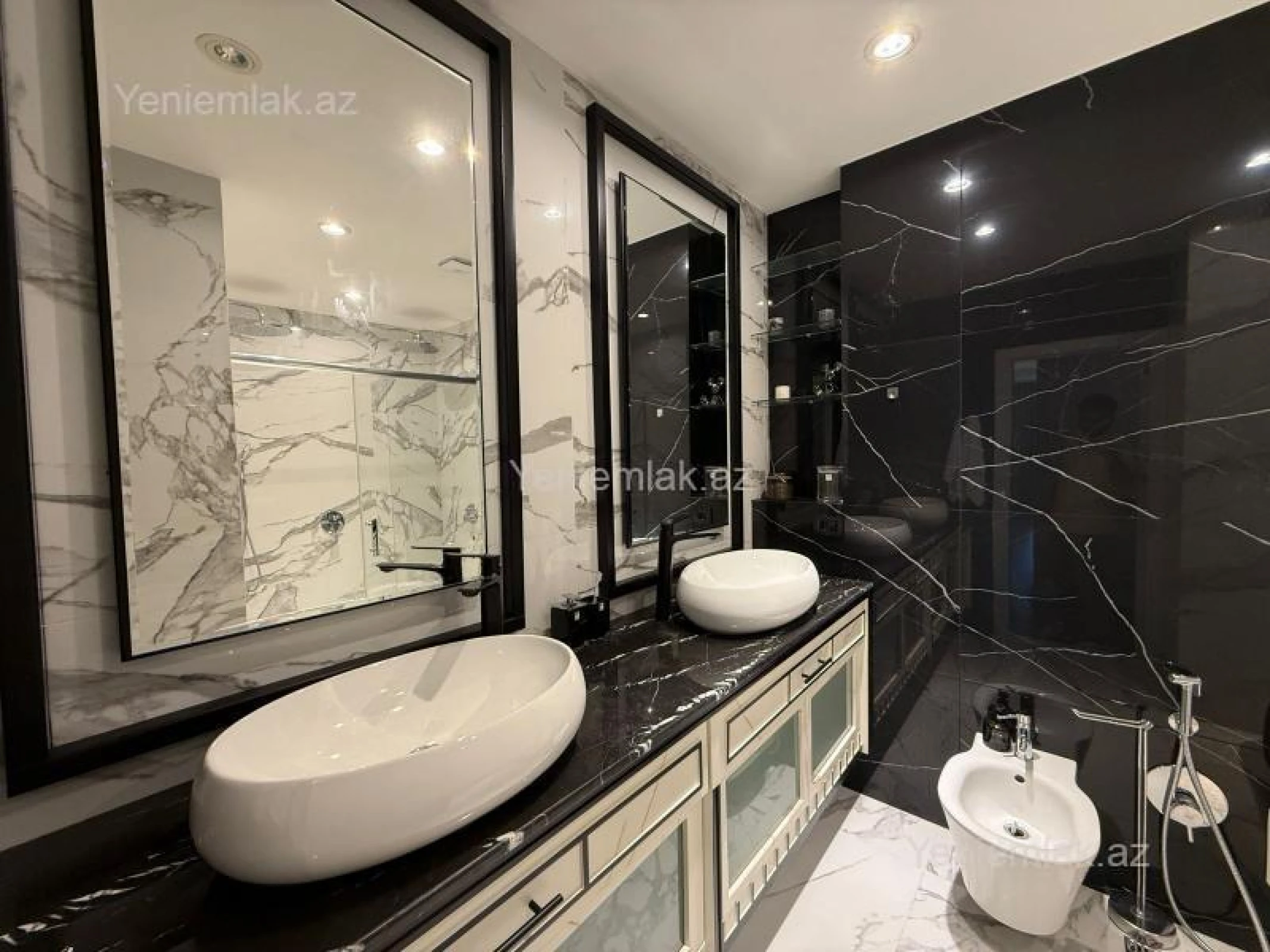 Satılır 4 otaqlı yeni tikili 187 m²