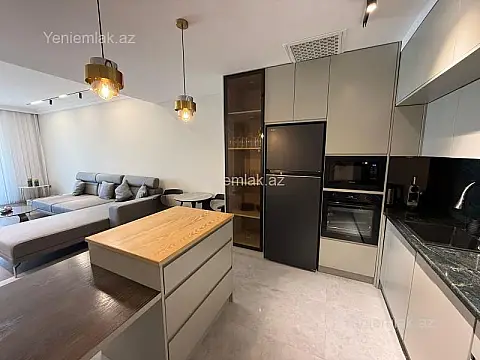 Satılır 4 otaqlı yeni tikili 187 m²