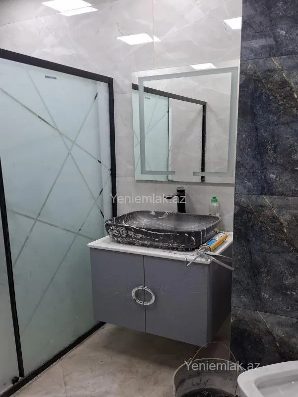 Satılır 2 otaqlı yeni tikili 100 m²