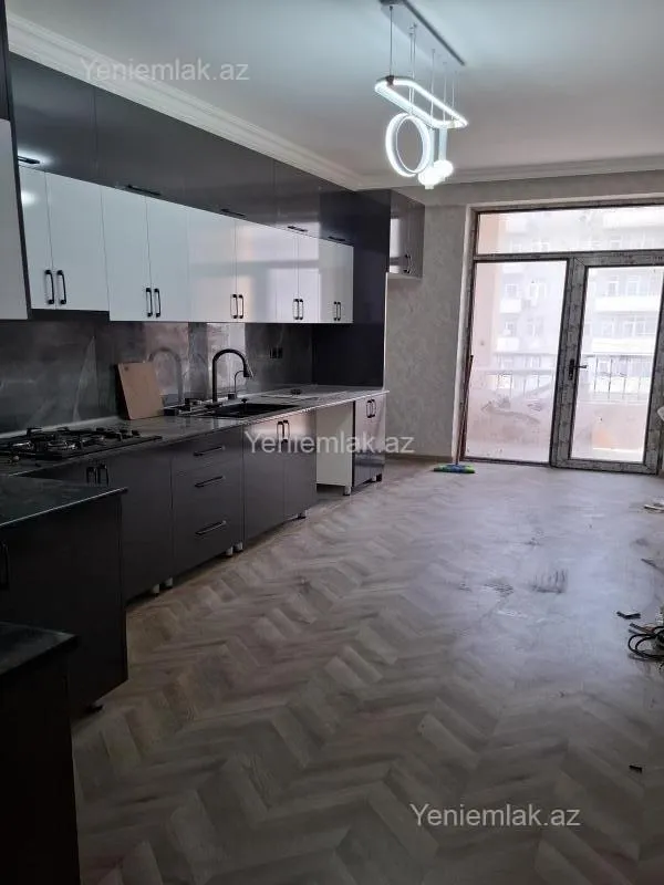 Satılır 2 otaqlı yeni tikili 100 m²