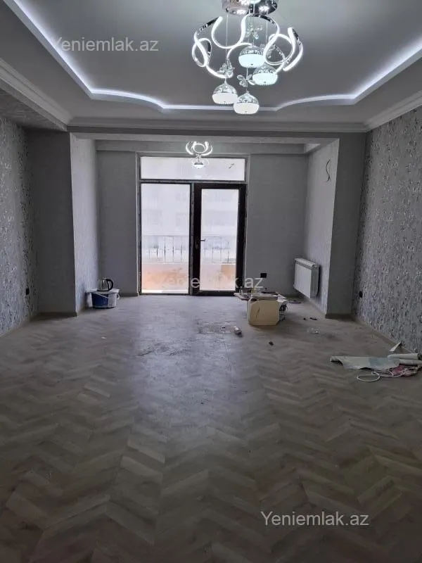 Satılır 2 otaqlı yeni tikili 100 m²