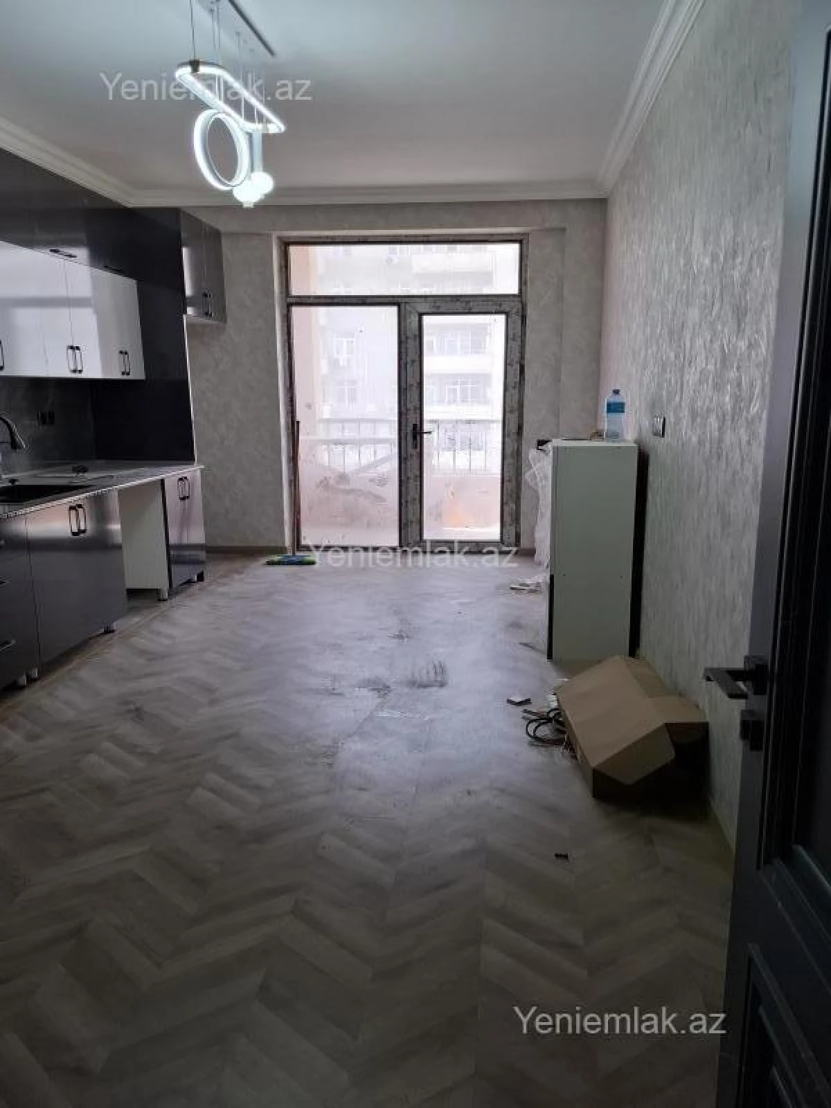 Satılır 2 otaqlı yeni tikili 100 m²