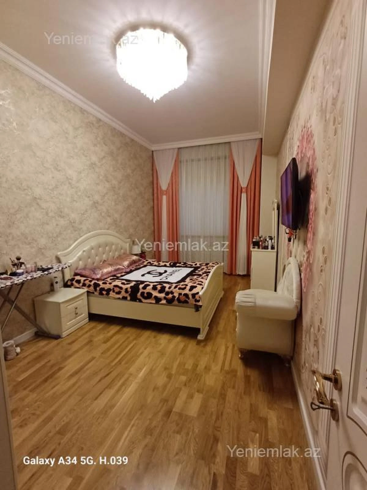 Satılır 3 otaqlı yeni tikili 105 m²