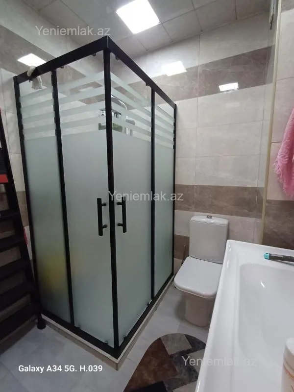 Satılır 3 otaqlı yeni tikili 105 m²