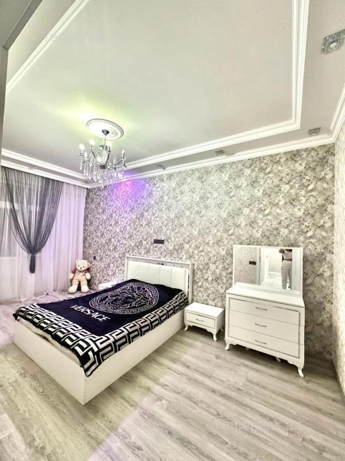 Satılır 2 otaqlı yeni tikili 85 m²