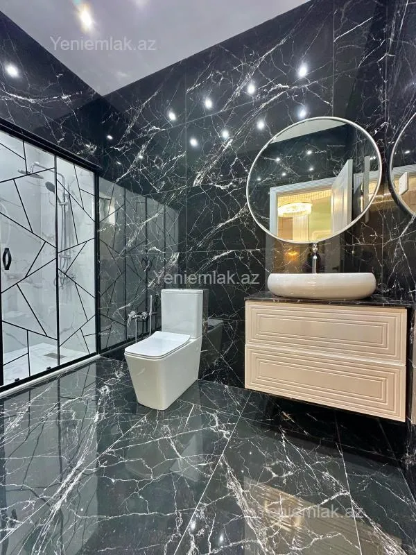 Satılır 5 otaqlı həyət evi 230 m²