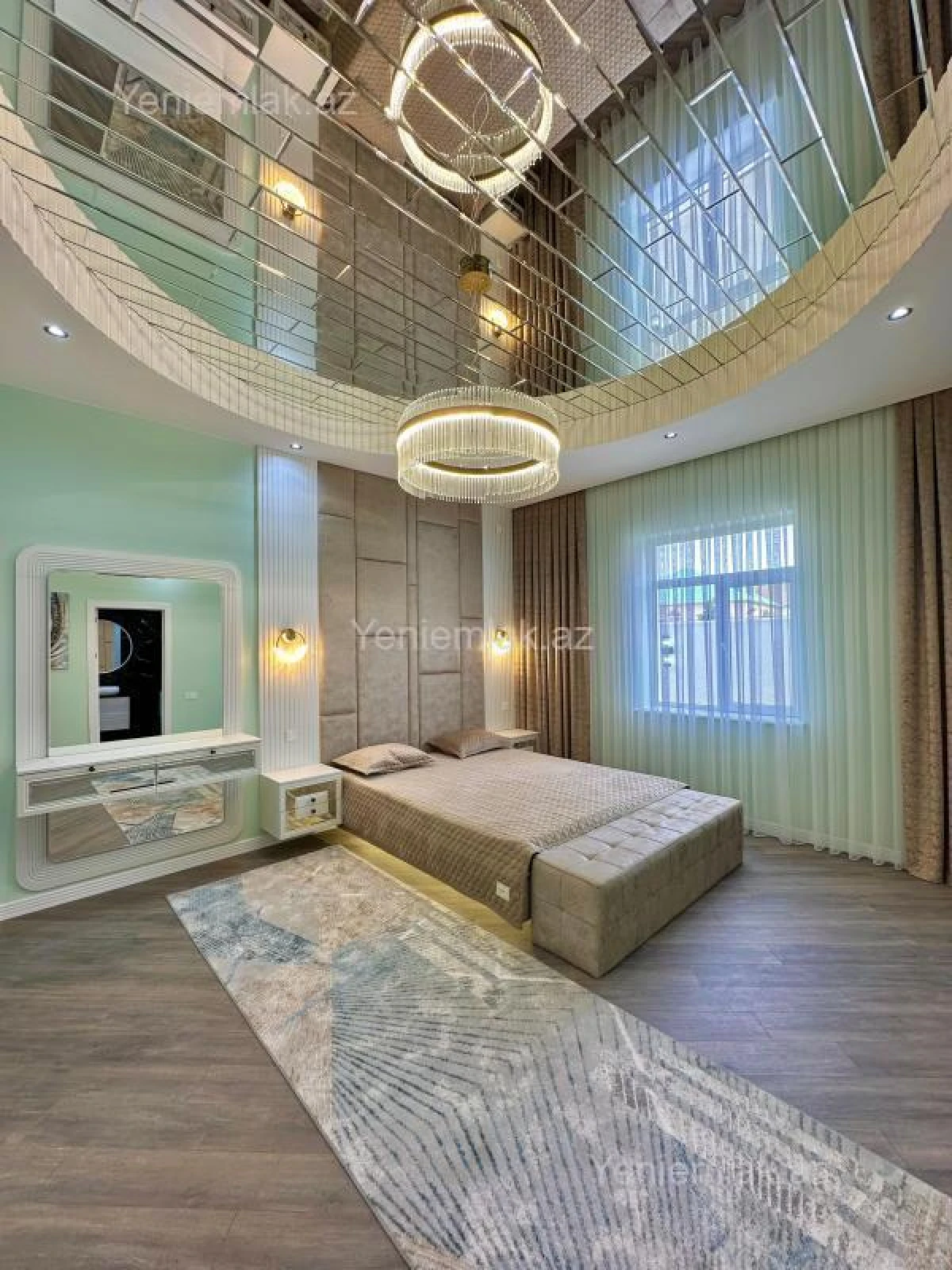 Satılır 5 otaqlı həyət evi 230 m²