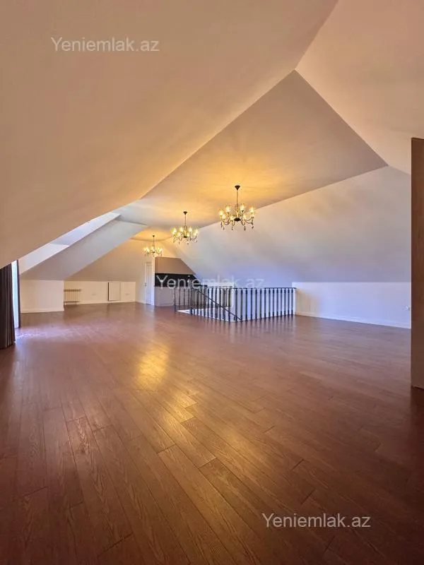 Satılır 4 otaqlı həyət evi 600 m²