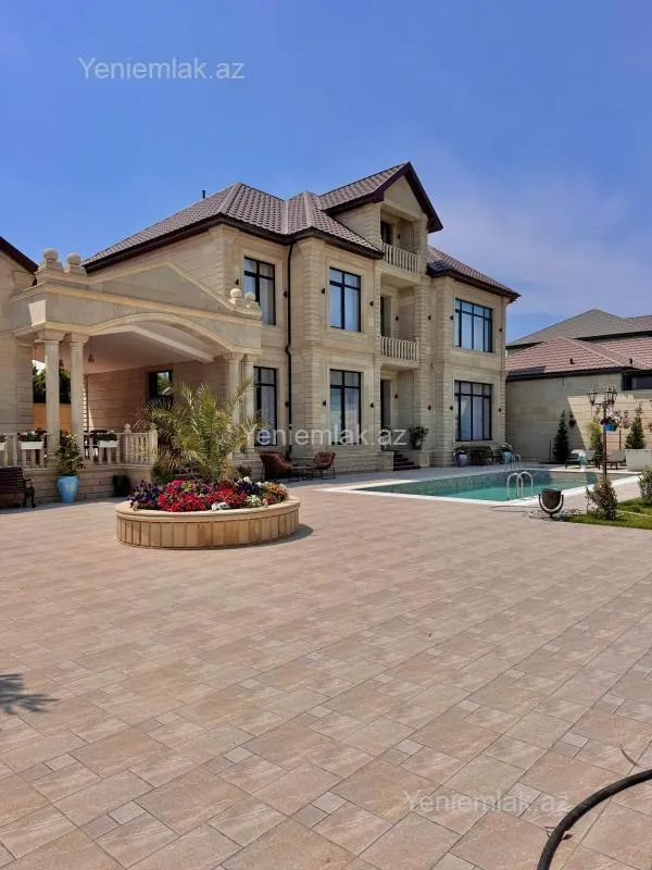 Satılır 4 otaqlı həyət evi 600 m²