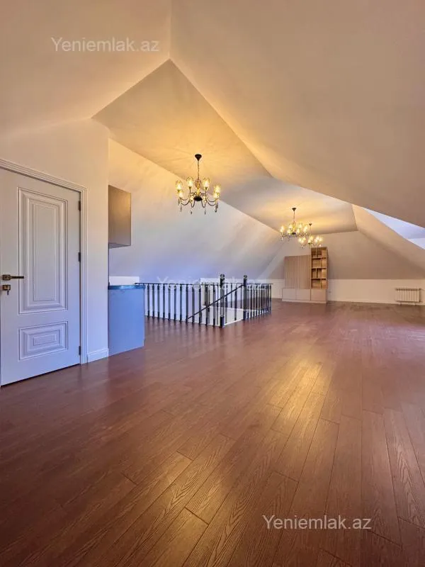 Satılır 4 otaqlı həyət evi 600 m²