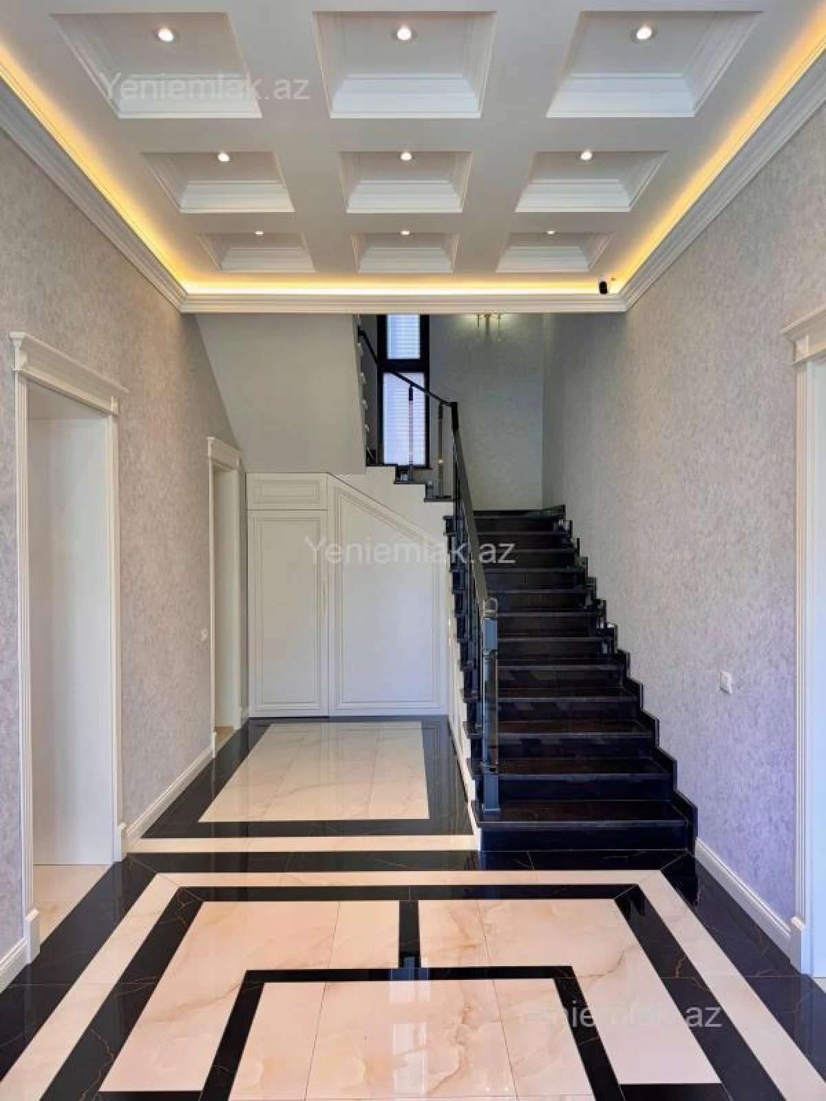 Satılır 4 otaqlı həyət evi 600 m²