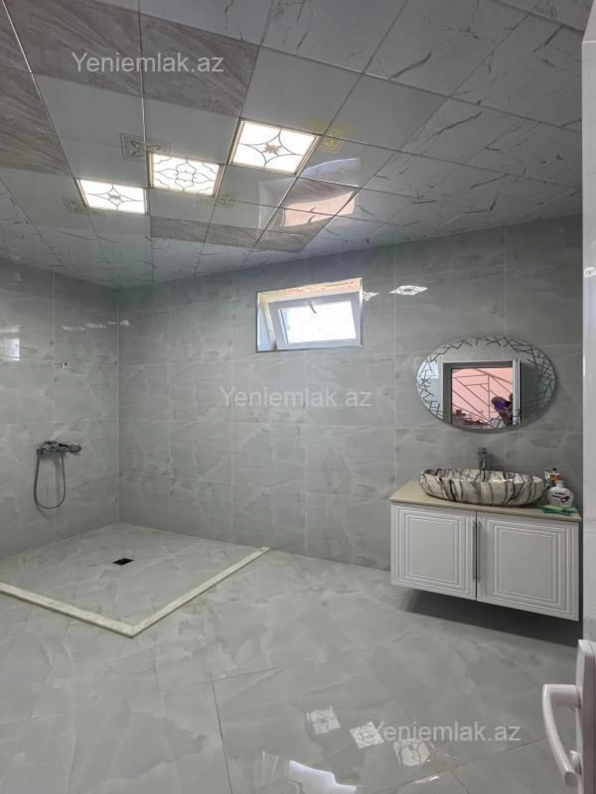 Satılır 7 otaqlı həyət evi 192 m²