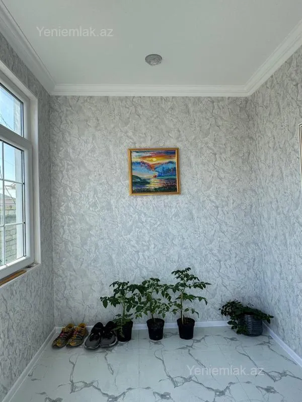 Satılır 7 otaqlı həyət evi 192 m²