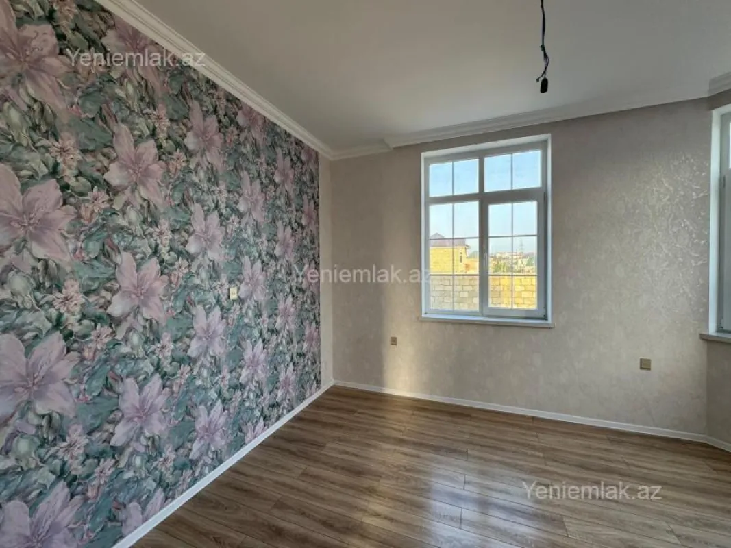 Satılır 7 otaqlı həyət evi 192 m²