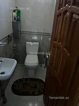 Satılır 7 otaqlı həyət evi 220 m²