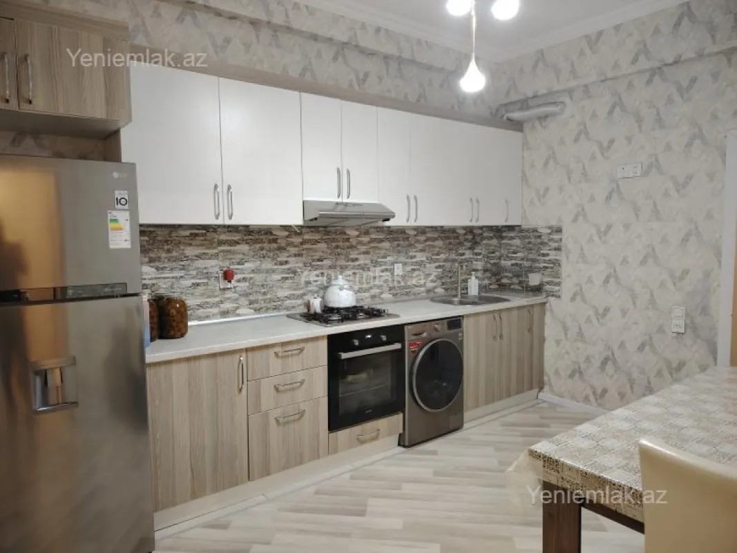 Satılır 3 otaqlı yeni tikili 74 m²