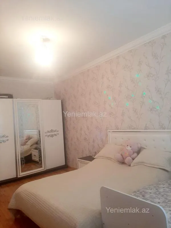 Satılır 4 otaqlı yeni tikili 147 m²