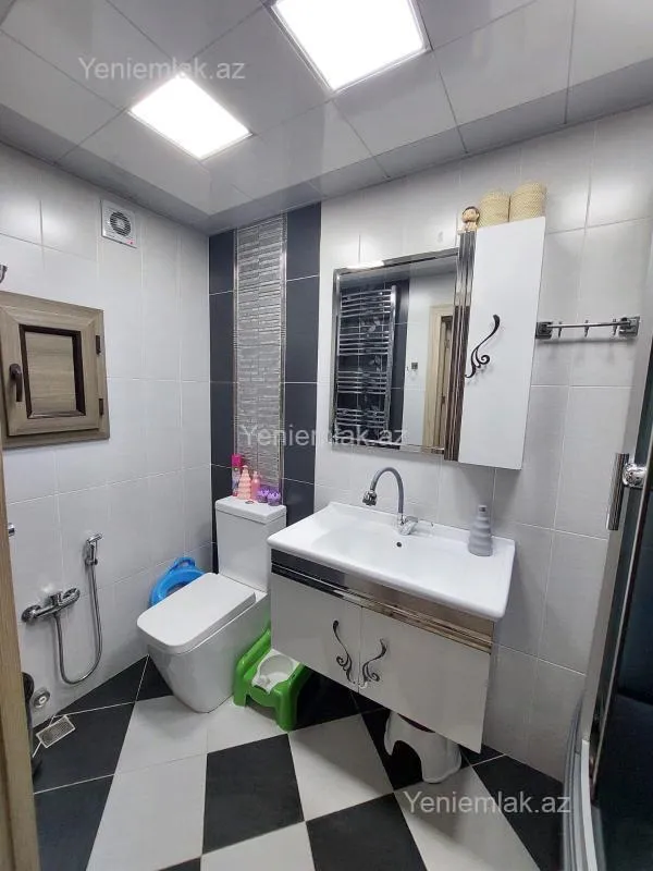 Satılır 3 otaqlı yeni tikili 92 m²