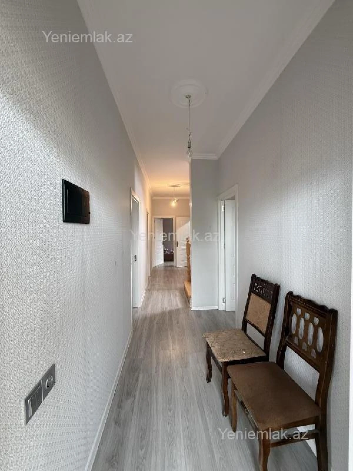 Satılır 6 otaqlı həyət evi 200 m²