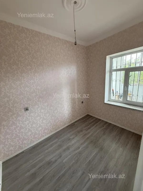 Satılır 6 otaqlı həyət evi 200 m²