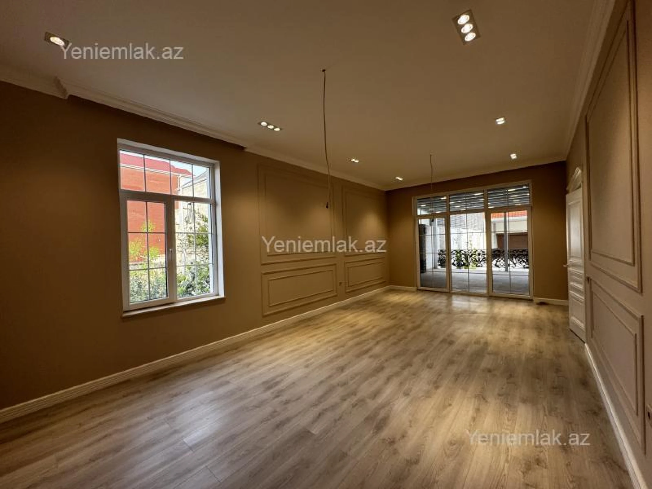 Satılır 6 otaqlı həyət evi 360 m²