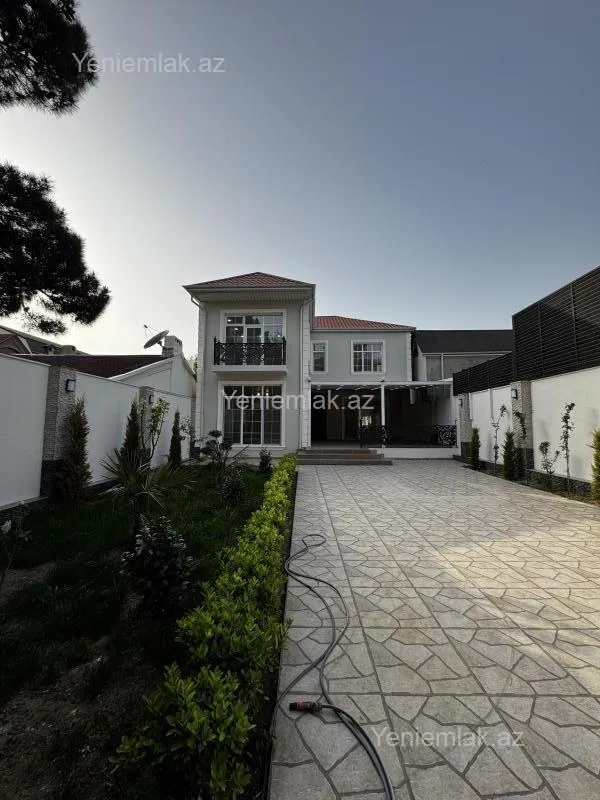 Satılır 6 otaqlı həyət evi 360 m²