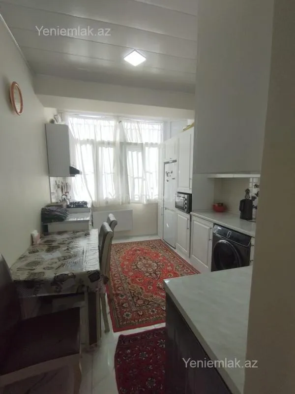 Satılır 3 otaqlı yeni tikili 86 m²