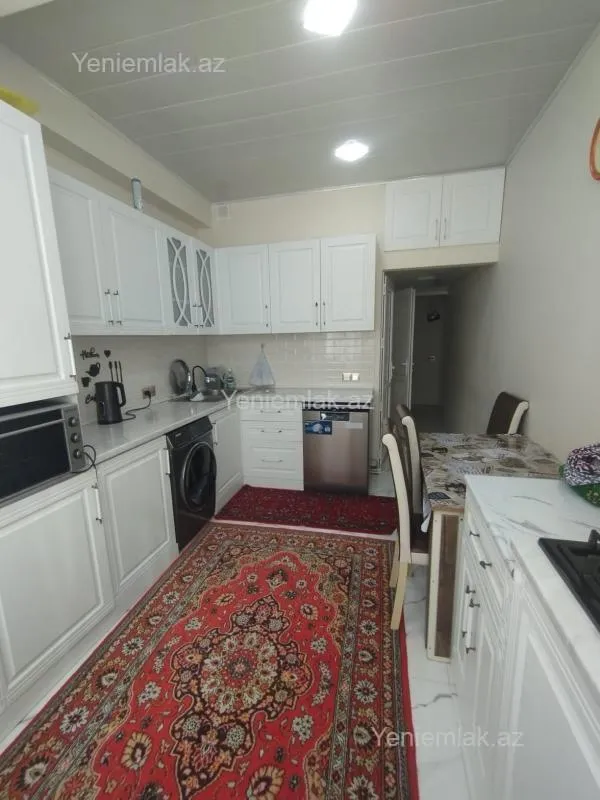 Satılır 3 otaqlı yeni tikili 86 m²