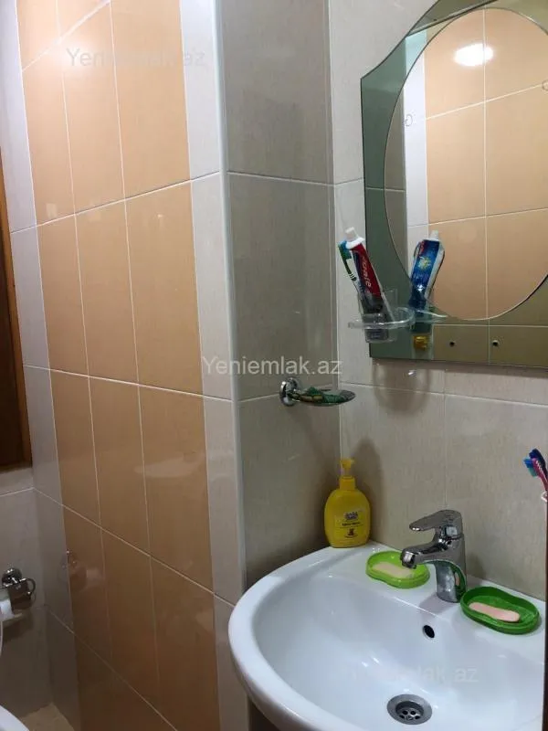 Satılır 3 otaqlı yeni tikili 120 m²