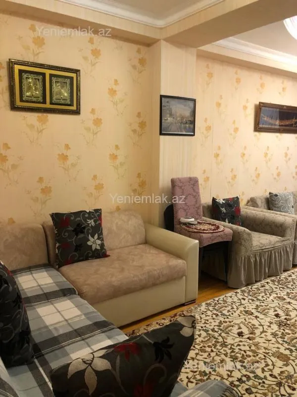 Satılır 3 otaqlı yeni tikili 120 m²