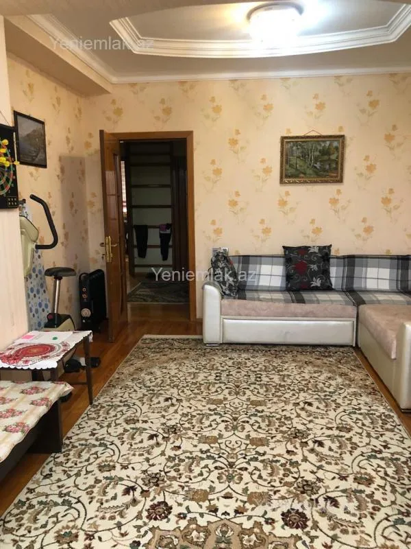 Satılır 3 otaqlı yeni tikili 120 m²