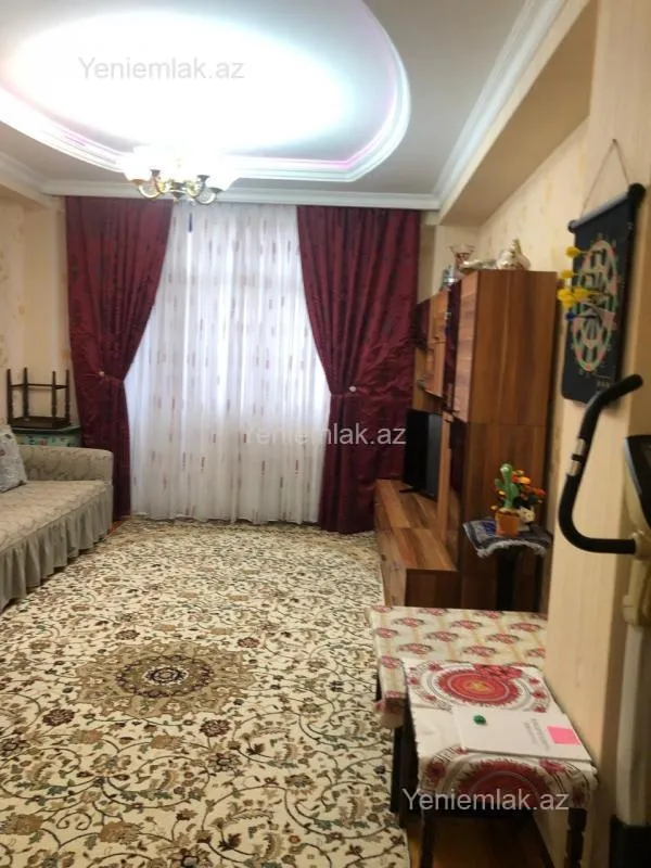 Satılır 3 otaqlı yeni tikili 120 m²