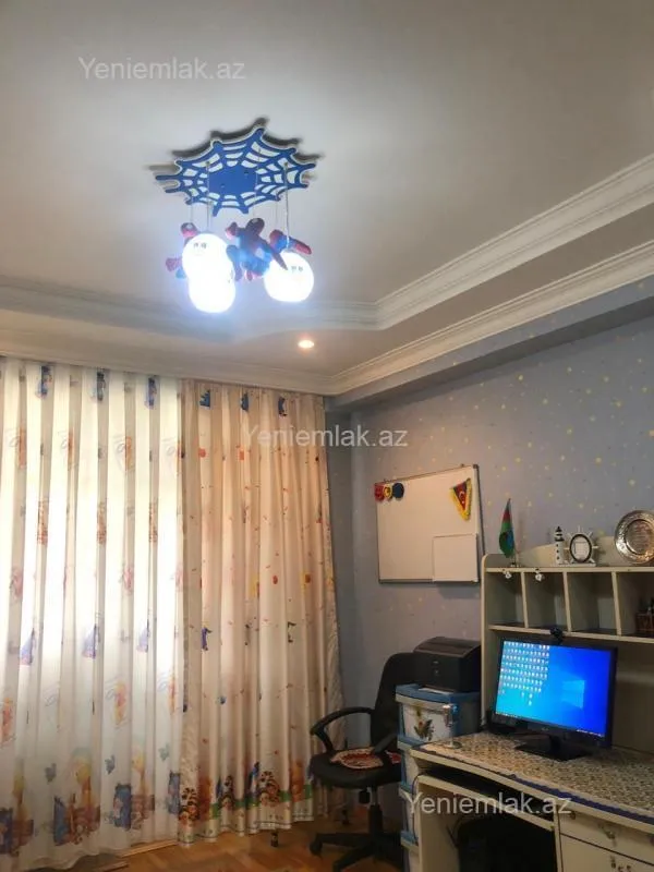 Satılır 3 otaqlı yeni tikili 120 m²
