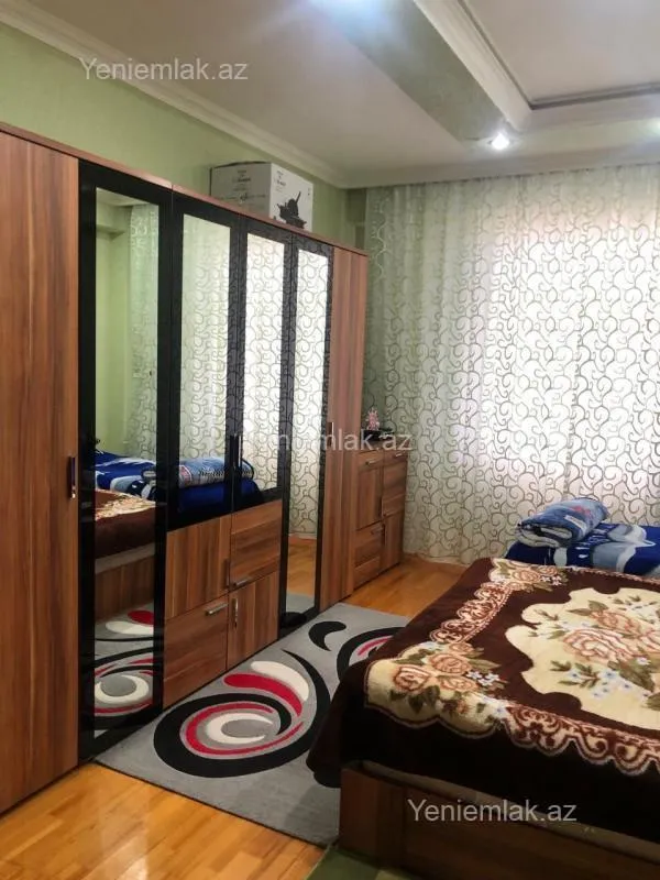 Satılır 3 otaqlı yeni tikili 120 m²