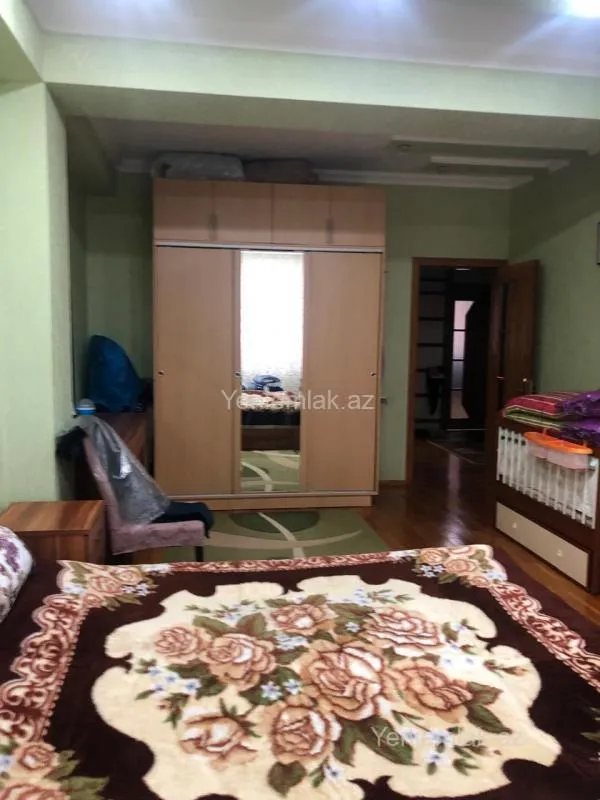 Satılır 3 otaqlı yeni tikili 120 m²