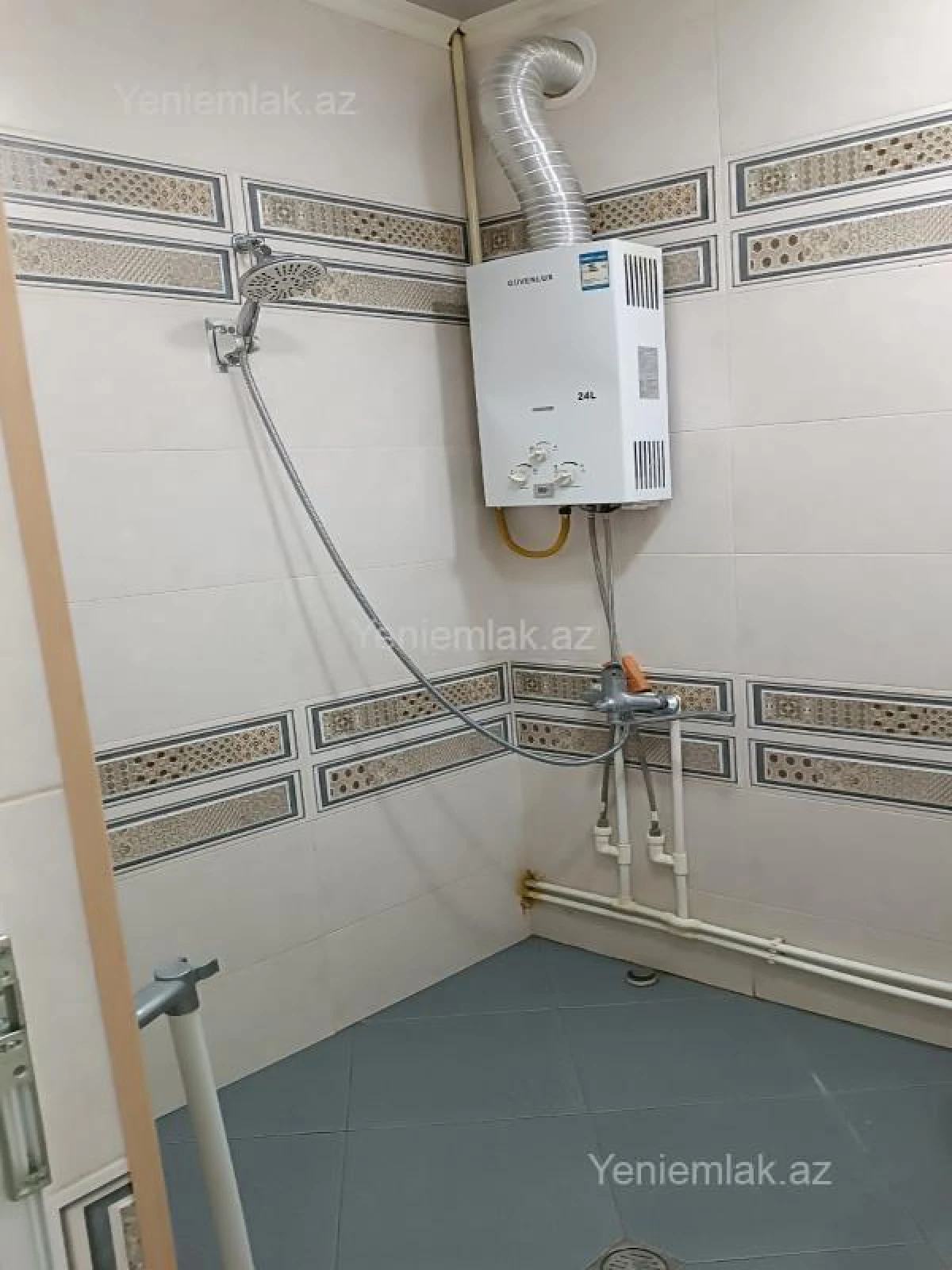 Satılır 3 otaqlı köhnə tikili 72 m²
