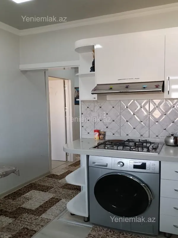 Satılır 3 otaqlı köhnə tikili 72 m²