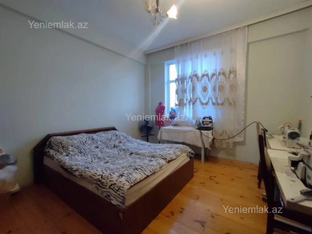 Satılır 2 otaqlı yeni tikili 80 m²