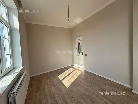 Satılır 5 otaqlı həyət evi 190 m²